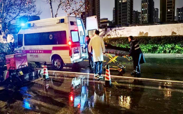 绿城物业 | 15分钟生死时速，为生命护航